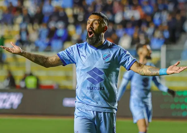 Bolívar goleó a Independiente Petrolero y aún conserva una mínima esperanza.