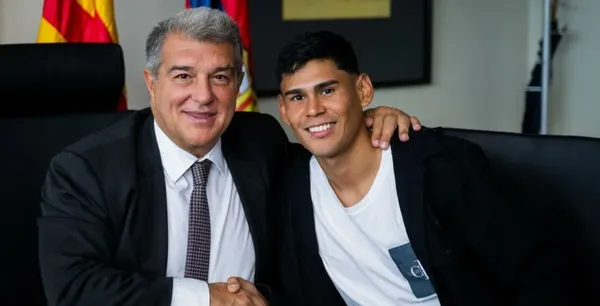 El boliviano también se hizo socio del club blaugrana.