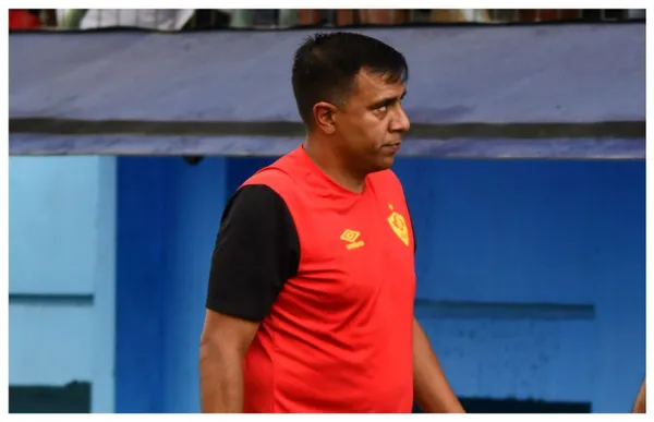 El ex DT de La Verde, en problemas