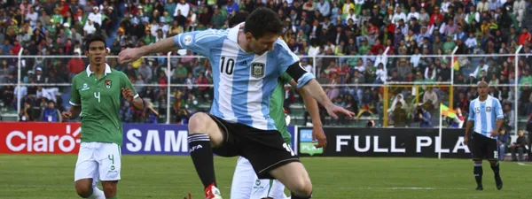 El histórico arquero que le amargó la vida a Messi jugando para Bolivia