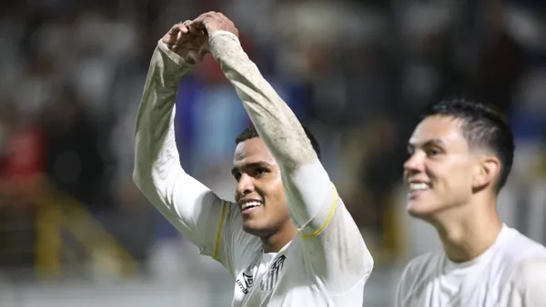 En Brasil, los chicos bolivianos siguen dando que hablar y podrían ser importantes en el club