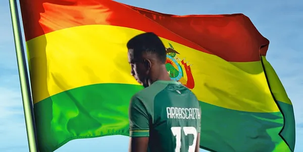 Jaime Arrascaita trabaja separado del resto de sus compañeros.