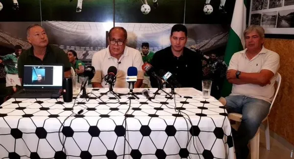 Los representantes del gremio de los futbolistas exigen que sus deudas sean saldadas, caso contrario, podría no haber fútbol en el país