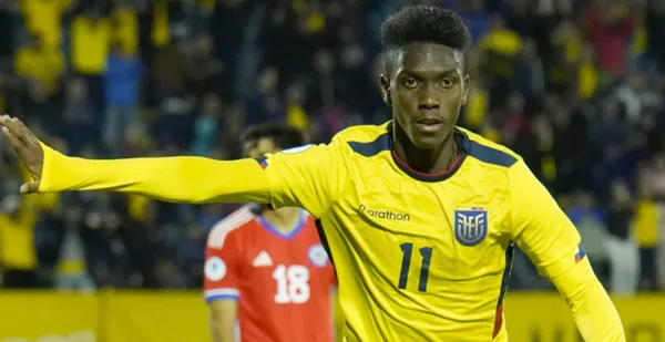 Uno de los delanteros de Ecuador, Allen Obando, fue determinante en la derrota de la Verde Juvenil