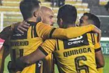 Claudio Biaggio haría un cambio de cara al partido con The Strongest