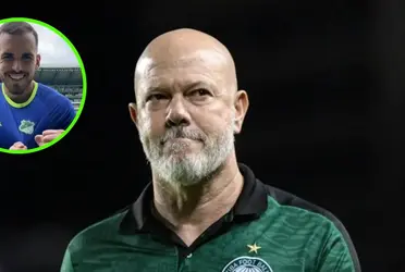 El brasileño probó con línea de 3 en el fondo.