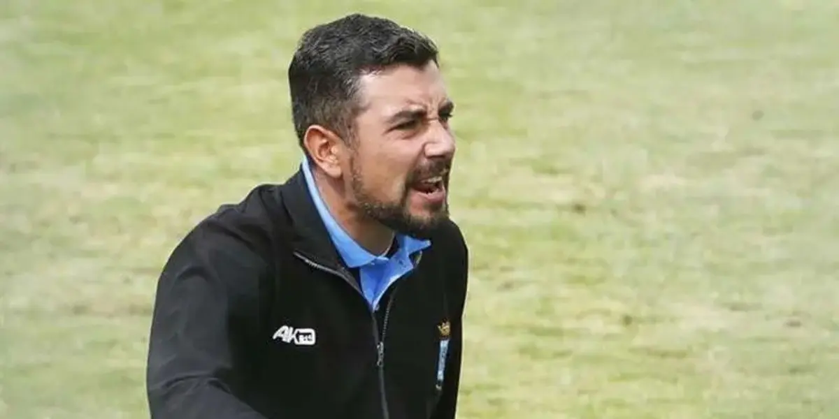 El chileno continuará al frente del plantel en 2024.