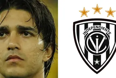 El crack boliviano no jugó desde el inicio y el equipo ecuatoriano no pudo ante Sevilla.