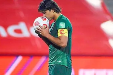 El delantero boliviano anunció su retiro de la selección de Bolivia.