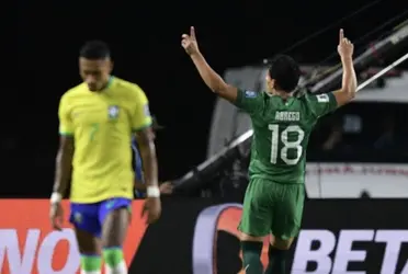 El delantero de Universitario de Vinto la clavó en el ángulo tras una memorable corrida