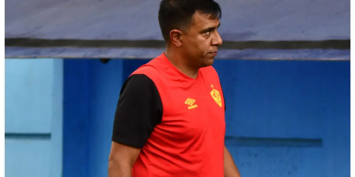 El ex DT de La Verde, en problemas