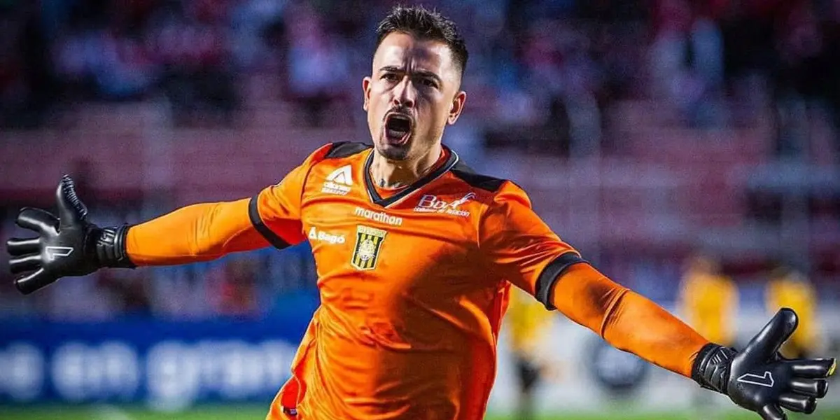 El guardametas del Tigre salvó a la selección nacional de una goleada.