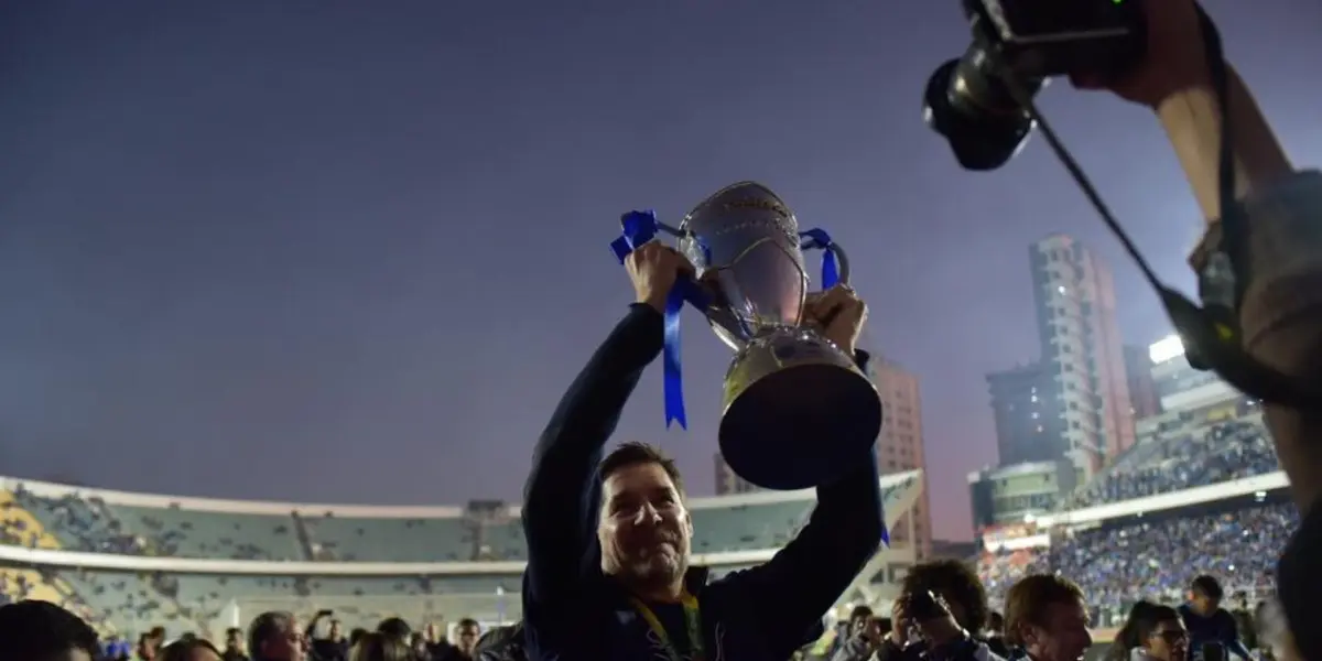 El presidente de Bolívar está cumpliendo 53 años.