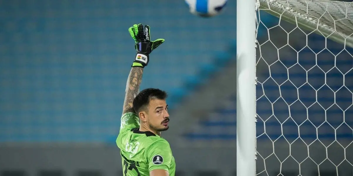 Filtrar el número de celular del arquero de The Strongest tuvo consecuencias, así lo publicó su esposa en TikTok.