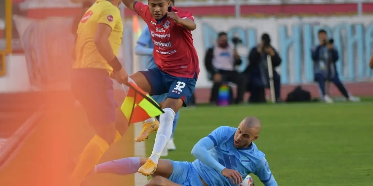 La academia celeste en los últimos 3 encuentros ha tenido 4 expulsados.