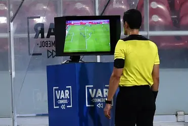 Pato Rodríguez la metió pero el árbitro intervino y cambió el curso del encuentro.