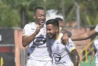 Real Santa Cruz no tuvo resultado favorable en amistoso.