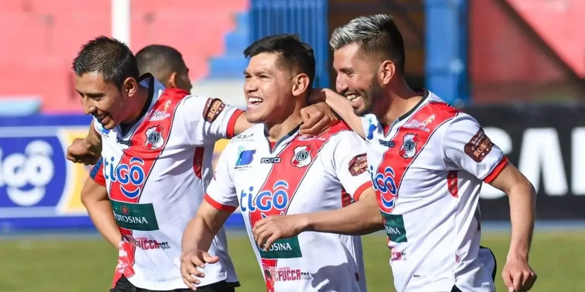 Sucedió durante la goleada de Nacional Potosí.