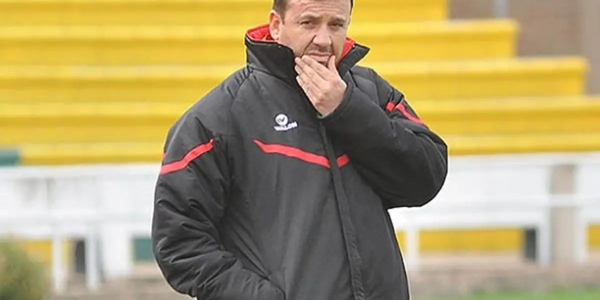 Tanto el técnico como el gerente de selecciones fueron presentados en conferencia de prensa.