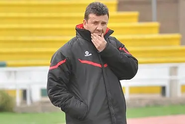 Tanto el técnico como el gerente de selecciones fueron presentados en conferencia de prensa.