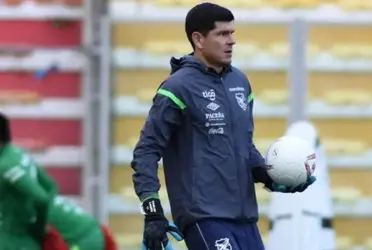 El arquero de la Selección de Bolivia no está pasando por buenos momentos y tapa a las futuras promesas. 