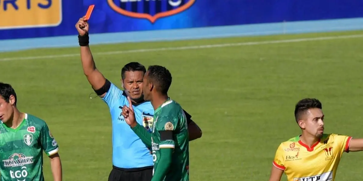 El directivo de Bolívar que se quejó por el arbitraje pero no de la Copa Libertadores. 