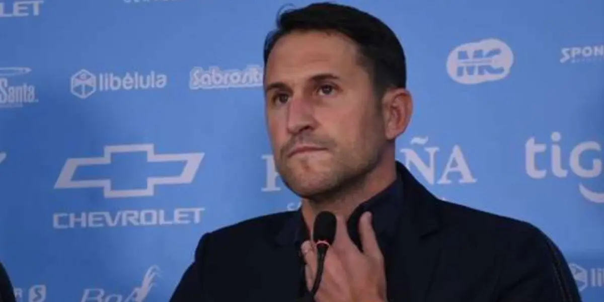 El entrenador de Bolívar que habló luego de la goleada ante Royal Pari. 