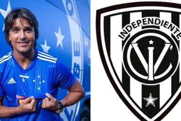 El goleador histórico de Bolivia habría dado el indicio sobre un posible regreso a Brasil.