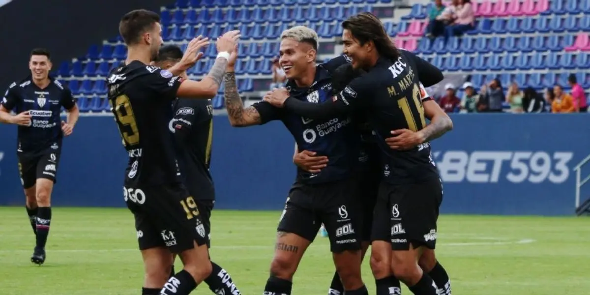 El mediocampista argentino es el goleador del equipo por encima del delantero boliviano.