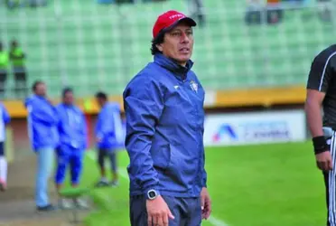 familia (del árbitro Jordy Alemán), no soy un maleante”El director técnico de Independiente Petrolero, Álvaro Guillermo Peña, dio su versión sobre la supuesta amenaza