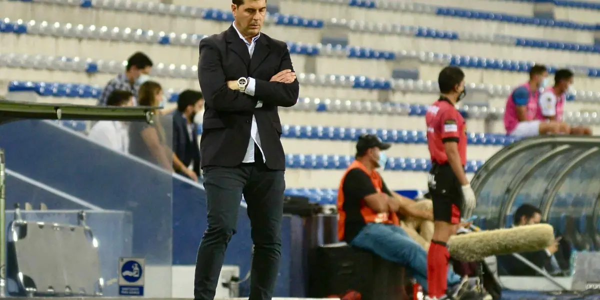 Incredulidad total. El estratega español no encontró explicaciones de porque su equipo no rompió el cero. 