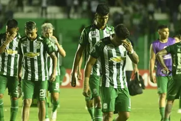 La derrota del conjunto celeste dejó al Refinero en zona de descenso directo.