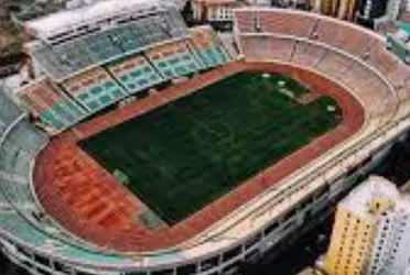La problemática del estadio que alberga a los equipos paceños con los últimos partidos.