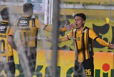 Se jugaron los primeros 45 minutos en el Estadio Hernando Siles
